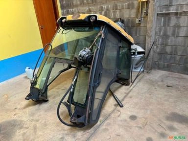 Imagem Cabine Marca: Agroleite para tratores Valtra Modelo: A750, A850 e A950 geração 1 do ano 2009 a 2014 Imagem Cabine Marca: Agroleite para tratores Valtra Modelo: A750, A850 e A950 geração 1 do ano 2009 a 2014