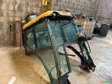 Imagem Cabine Marca: Agroleite para tratores Valtra Modelo: A750, A850 e A950 geração 1 do ano 2009 a 2014 Imagem Cabine Marca: Agroleite para tratores Valtra Modelo: A750, A850 e A950 geração 1 do ano 2009 a 2014