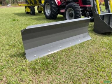 Imagem Conjunto de lâmina, concha e guincho de bag Marca: Almeida Imagem Conjunto de lâmina, concha e guincho de bag Marca: Almeida