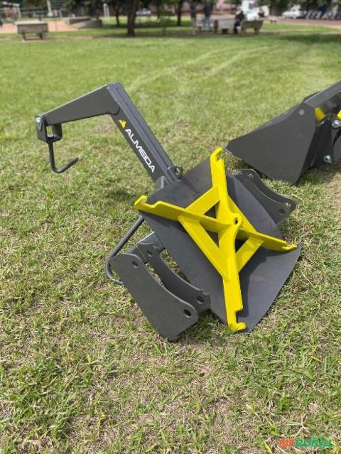 Imagem Conjunto de lâmina, concha e guincho de bag Marca: Almeida Imagem Conjunto de lâmina, concha e guincho de bag Marca: Almeida