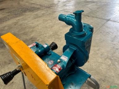 Imagem Bomba nova para carreta tanque Andrade Imagem Bomba nova para carreta tanque Andrade