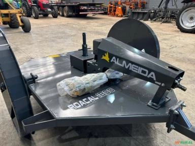 Imagem Roçadeira de pasto arrasto Almeida ROACAL 1800 nova de 1.80 m Imagem Roçadeira de pasto arrasto Almeida ROACAL 1800 nova de 1.80 m