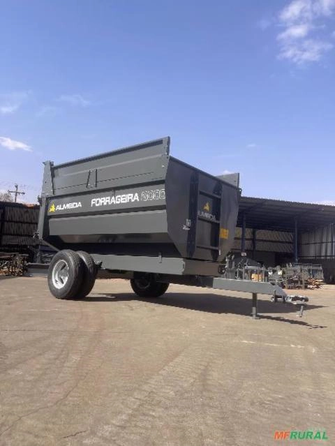 Carreta Forrageira basculante Almeida 8000 Imagem Carreta Forrageira basculante Almeida 8000