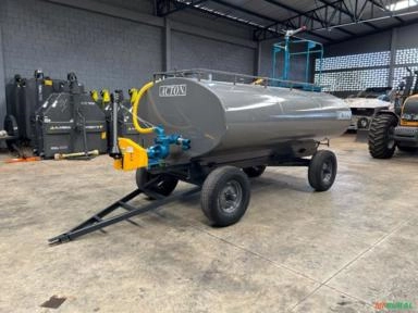 Carreta Tanque Acton nova para 6.500 Litros com bomba e kit contra incendio Imagem Carreta Tanque Acton nova para 6.500 Litros com bomba e kit contra incendio