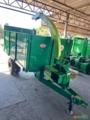 Carreta Forrageira basculante com Ensiladeira Acoplada Cremasco Imagem Carreta Forrageira basculante com Ensiladeira Acoplada Cremasco