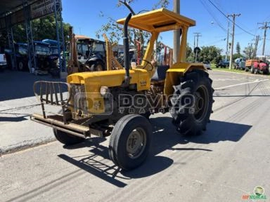 Trator Valmet 65ID Ano 1982 com direção hidráulica Raridade Imagem Trator Valmet 65ID Ano 1982 com direção hidráulica Raridade