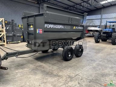 Carreta Forrageira 8000 basculante Marca Almeida nova capacidade para 8 metros cúbicos eixo tandem Imagem Carreta Forrageira 8000 basculante Marca Almeida nova capacidade para 8 metros cúbicos eixo tandem