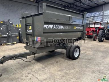 Carreta Forrageira 8000 basculante Marca Almeida nova capacidade para 8 metros cúbicos eixo duplo Imagem Carreta Forrageira 8000 basculante Marca Almeida nova capacidade para 8 metros cúbicos eixo duplo