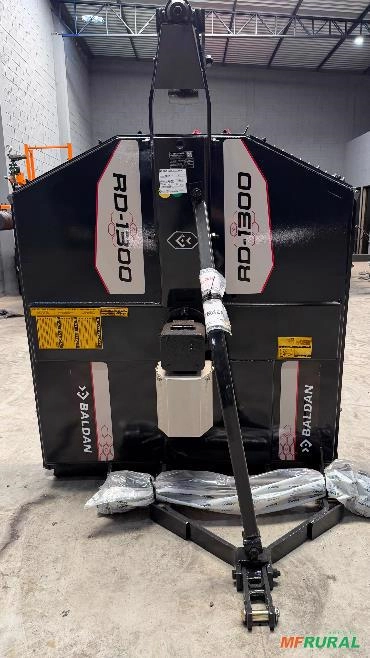 Roçadeira hidráulica (nova )Marca: Baldan RD 1300 de 1.30 m. Imagem Roçadeira hidráulica (nova )Marca: Baldan RD 1300 de 1.30 m.