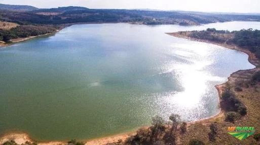 Terreno no balneário da barragem de Carmo do Cajuru-MG com área de 150 mil M².