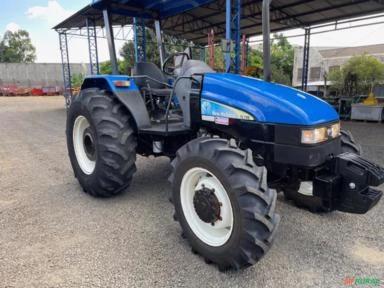 Trator New Holland TL 75 E 4x4 ano 11