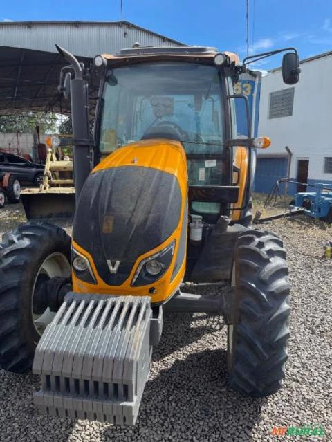 TRATOR MODELOA 84 S MARCA VALTRA