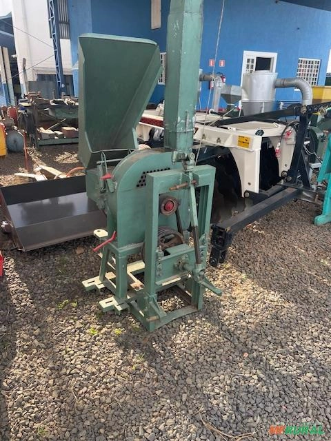 Ensiladeira Picadeira Pinheiro Imagem Ensiladeira Picadeira Pinheiro