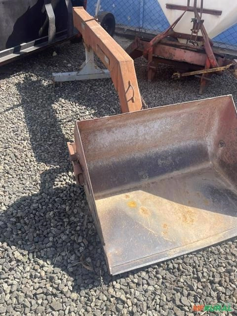 PA TRASEIRA MODELO C 220 MARCA PICCIN Imagem PA TRASEIRA MODELO C 220 MARCA PICCIN