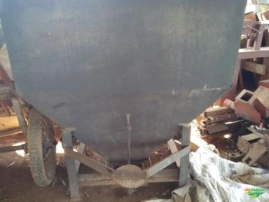 ESTEIRA TRANSPORTADORA COM CAIXA METÁLICA Imagem ESTEIRA TRANSPORTADORA COM CAIXA METÁLICA