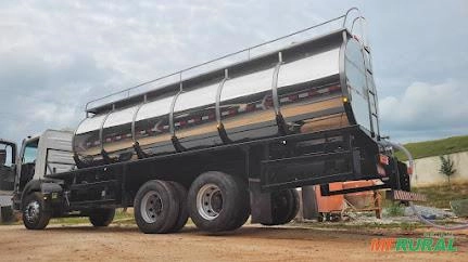 Imagem TANQUE INOX TRANSPORTE DE LEITE Imagem TANQUE INOX TRANSPORTE DE LEITE