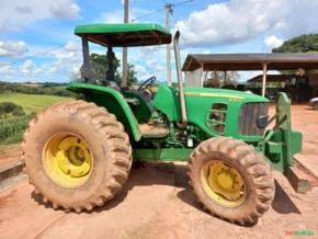 Trator John Deere  6110D  2010