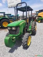 Trator John Deere | 5075EF | 2017