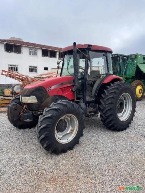 Trator Case IH FARMALL 80 Cabinado - Ano 2017 Imagem Trator Case IH FARMALL 80 Cabinado - Ano 2017