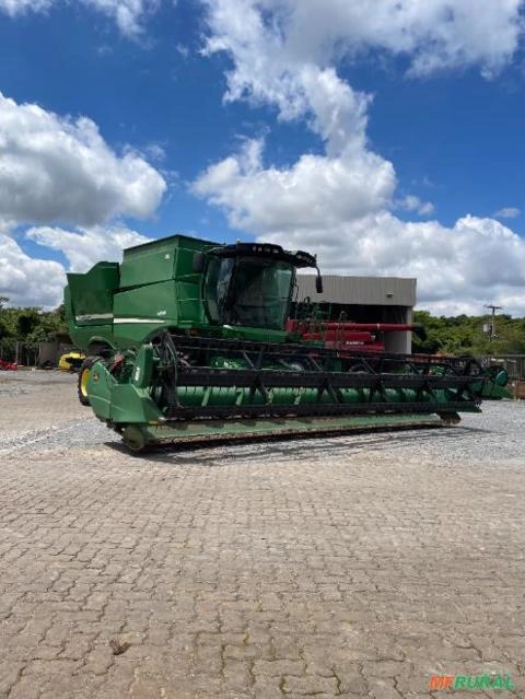 Colheitadeira John Deere S540 DUAL AMS com Plataforma de corte 25 Pés - Ano 2015 Imagem Colheitadeira John Deere S540 DUAL AMS com Plataforma de corte 25 Pés - Ano 2015