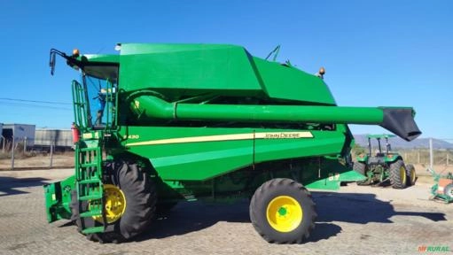 Colheitadeira John Deere S430 AMS com Plataforma de Corte 22 Pés - Ano 2018 Imagem Colheitadeira John Deere S430 AMS com Plataforma de Corte 22 Pés - Ano 2018