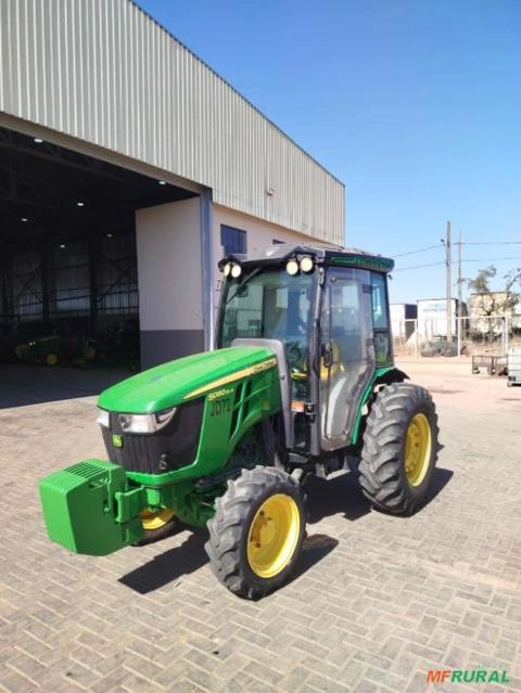 Trator John Deere 5080EN Cabinado - Ano 2022 Imagem Trator John Deere 5080EN Cabinado - Ano 2022