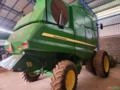 Colheitadeira John Deere S440 com Plataforma de Corte 25 Pés e Plataforma de Milho 610 - Ano 2019 Imagem Colheitadeira John Deere S440 com Plataforma de Corte 25 Pés e Plataforma de Milho 610 - Ano 2019