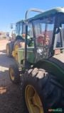 Trator John Deere 5075 EF Plataformado - Ano 2015 Imagem Trator John Deere 5075 EF Plataformado - Ano 2015