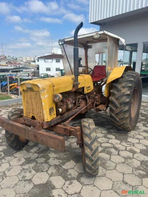 Trator Valmet 85ID Plataformado - Ano 1976 Imagem Trator Valmet 85ID Plataformado - Ano 1976