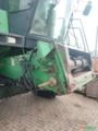 Colheitadeira John Deere 1550 com Plataforma de Corte 22 Pés - Ano 2004 Imagem Colheitadeira John Deere 1550 com Plataforma de Corte 22 Pés - Ano 2004