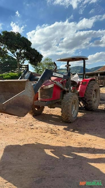Trator Massey Ferguson 4707 Acompanha Concha Baldan- PAM600 - Ano 2008 Imagem Trator Massey Ferguson 4707 Acompanha Concha Baldan- PAM600 - Ano 2008