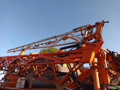 Pulverizador Autopropelido Unyport 2500 Star Imagem Pulverizador Autopropelido Unyport 2500 Star