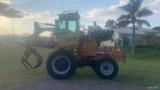 Trator massey ferguson Modelo 290 4x4 Ano 1997 Equipado com carregadeira de cana serrana Imagem Trator massey ferguson Modelo 290 4x4 Ano 1997 Equipado com carregadeira de cana serrana