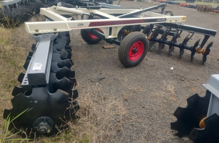 Imagem Grade Aradora Intermediaria Cri 28X28 Baldan Imagem Grade Aradora Intermediaria Cri 28X28 Baldan