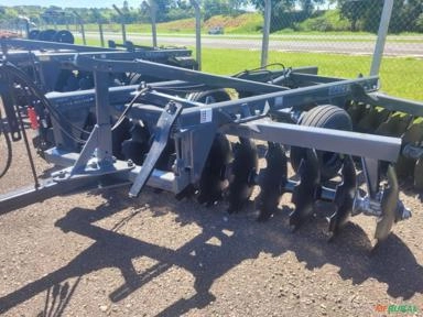 Grade Aradora Intermediária Controle Remoto Marca Tatu Modelo GAICR 28 X 28" Imagem Grade Aradora Intermediária Controle Remoto Marca Tatu Modelo GAICR 28 X 28"