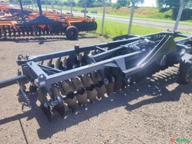 Grade Niveladora Flutuante Mecânica Marca Tatu Modelo GNFM 56 X 22" X 4,50MM Imagem Grade Niveladora Flutuante Mecânica Marca Tatu Modelo GNFM 56 X 22" X 4,50MM