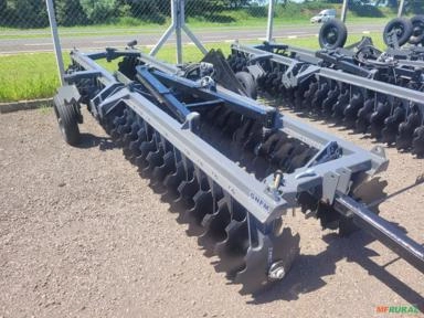 Imagem Grade Niveladora Flutuante Mecânica Marca Tatu Modelo GNFM 56 X 22" X 4,50MM Imagem Grade Niveladora Flutuante Mecânica Marca Tatu Modelo GNFM 56 X 22" X 4,50MM