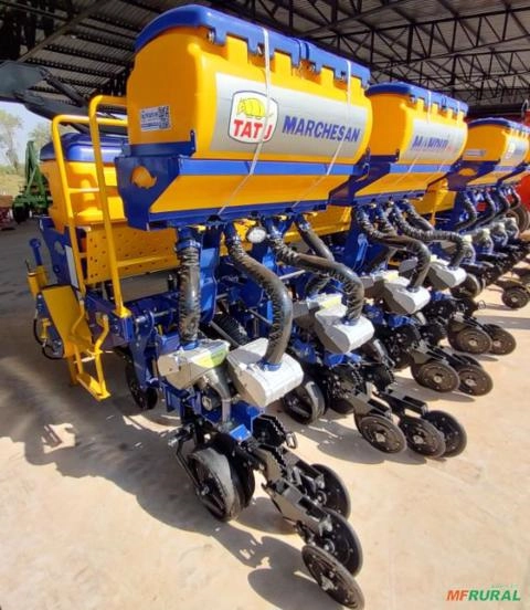 Imagem Plantadeira Hidraulica TATU p/ Plantio de Amendoim modelo MANDUI PHT 4 Linhas Duplas (Nova) Imagem Plantadeira Hidraulica TATU p/ Plantio de Amendoim modelo MANDUI PHT 4 Linhas Duplas (Nova)