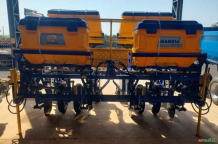 Imagem Plantadeira Hidraulica TATU p/ Plantio de Amendoim modelo MANDUI PHT 4 Linhas Duplas (Nova) Imagem Plantadeira Hidraulica TATU p/ Plantio de Amendoim modelo MANDUI PHT 4 Linhas Duplas (Nova)
