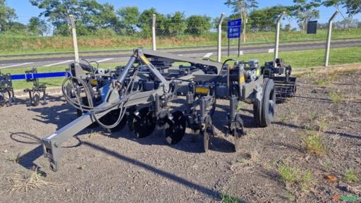 Escarificador de Arrasto modelo Lince 11.000 de 11 hastes completo marca Inroda Imagem Escarificador de Arrasto modelo Lince 11.000 de 11 hastes completo marca Inroda