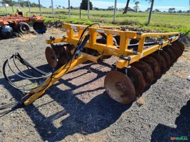 Terraceador de arrasto controle remoto marca TATU modelo TSTA 22 x 26" Imagem Terraceador de arrasto controle remoto marca TATU modelo TSTA 22 x 26"