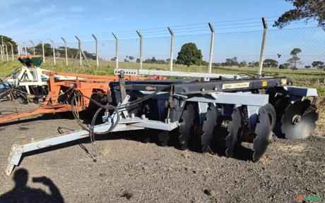 Grade Aradora Super Pesada marca BALDAN modelo GSPCR 16 x 36" espaçamento 430 mm (Sem uso) Imagem Grade Aradora Super Pesada marca BALDAN modelo GSPCR 16 x 36" espaçamento 430 mm (Sem uso)