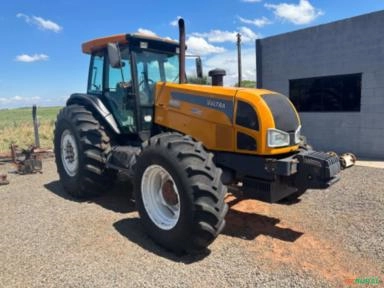 Trator Valtra BH 205 cv – Ano 2012 Imagem Trator Valtra BH 205 cv – Ano 2012