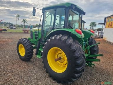 Imagem Trator John deere, 6100J,power quad. Imagem Trator John deere, 6100J,power quad.