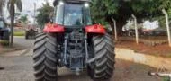 Trator Massey Ferguson modelo 7415 ano 2015