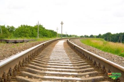 Imagem Compramos Trilhos para  Rolamento , Estacas e Fundações e acessórios em geral Imagem Compramos Trilhos para  Rolamento , Estacas e Fundações e acessórios em geral