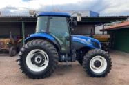 Trator New Holland TL 5.80 4x4 ano 21