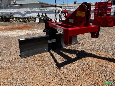 Plaina Traseira Cadioli 1,80 mts Nova Imagem Plaina Traseira Cadioli 1,80 mts Nova