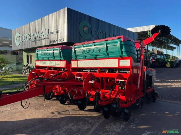 Plantadeira Planti Center 11 linhas ano 2008 Imagem Plantadeira Planti Center 11 linhas ano 2008