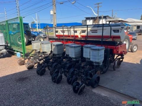 Imagem Plantadeira Semeato Sol Tower 9 linhas Ano 2014 Imagem Plantadeira Semeato Sol Tower 9 linhas Ano 2014